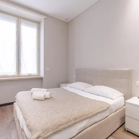 Oasis Botanique Modern & Central * 토리노