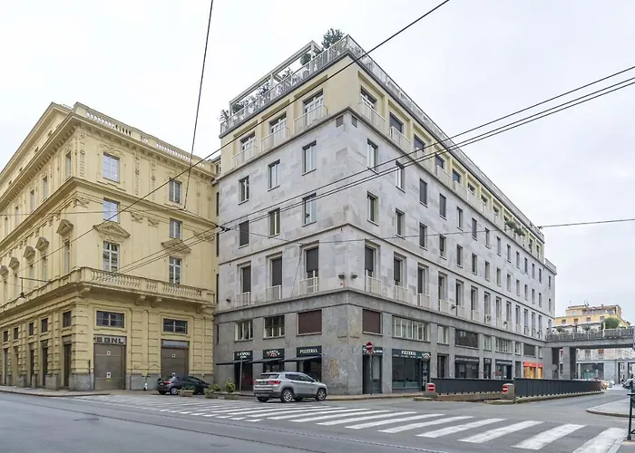 Oasis Botanique Modern & Central *