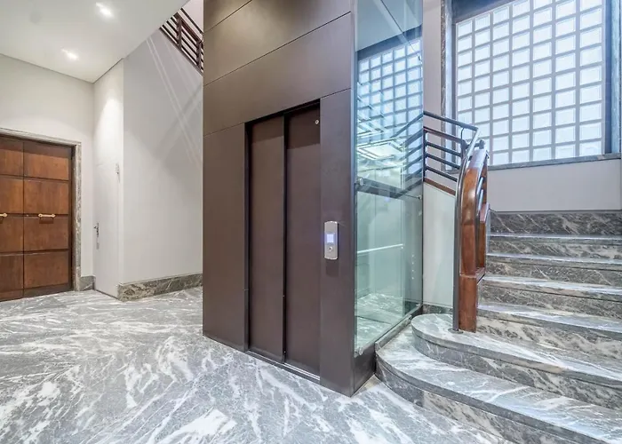 Oasis Botanique Modern & Central * Turin