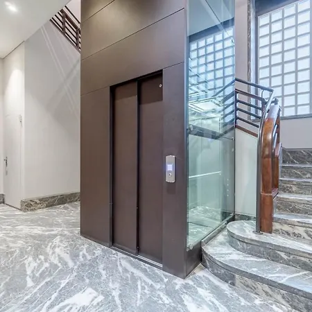 Oasis Botanique Modern & Central * Турин